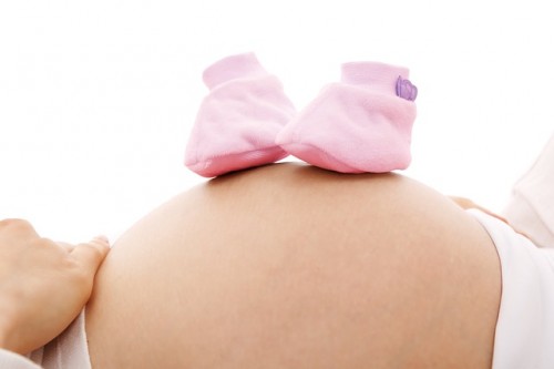 常位胎盤早期剥離の原因と対処法