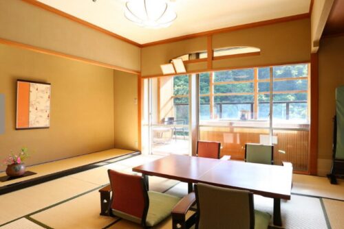山翠楼SANSUIROU