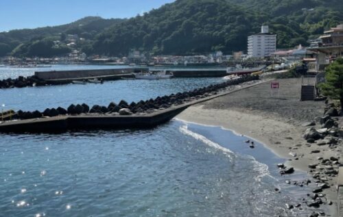 網代温泉海水浴場