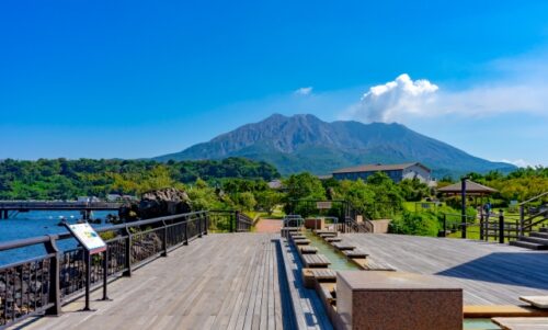 足湯や日帰りスポットでゆっくりする