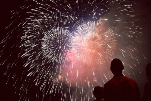花火は赤ちゃん連れでも大丈夫?