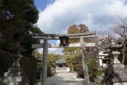 わら天神(敷地神社)について