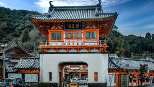 武雄温泉楼門